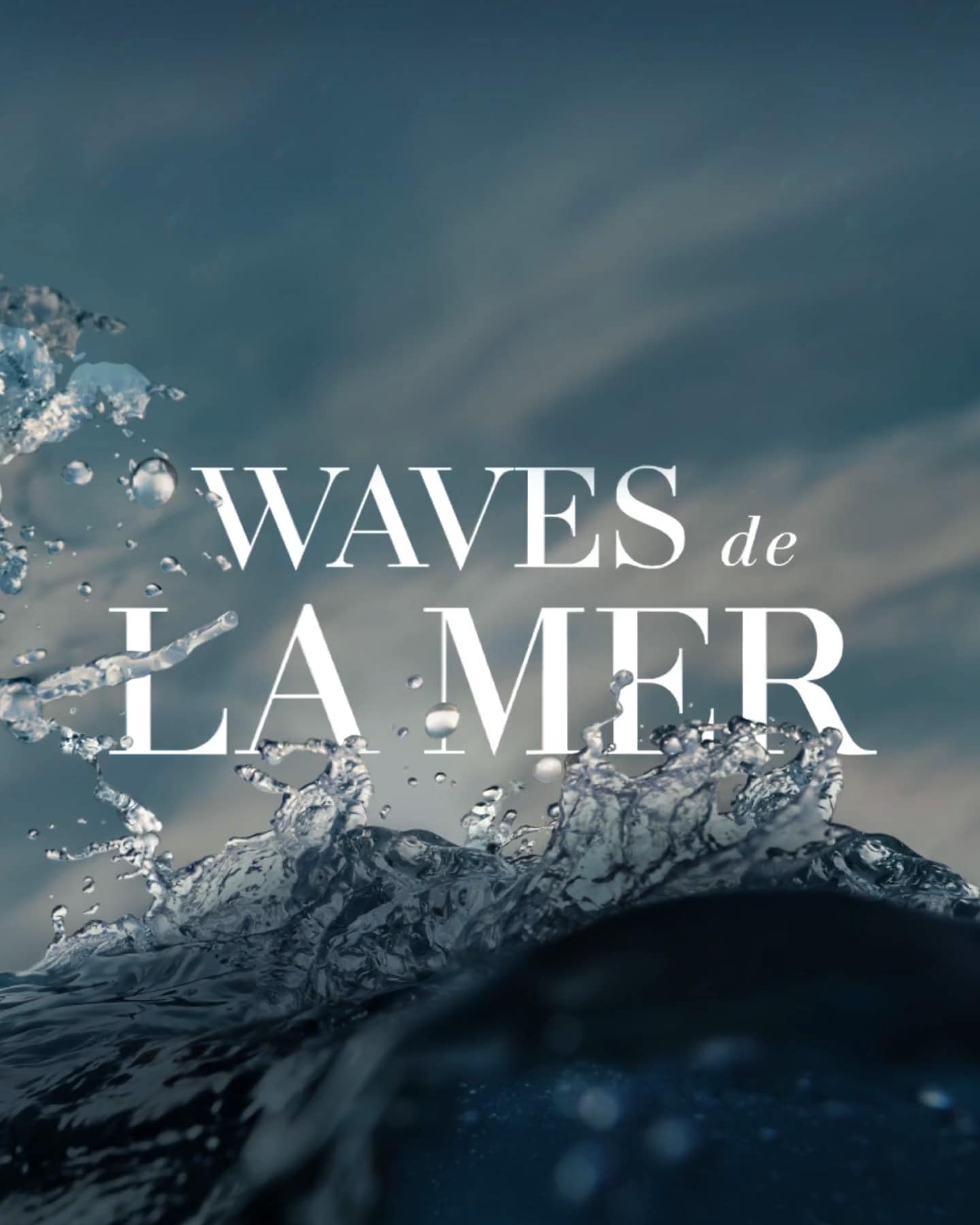 Waves animation with Waves de La Mer logo fading in